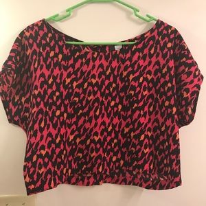 H&M pink cheetah print crop top